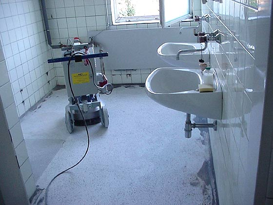 HBT - Haller · Bauma · Technik - Blastrac-BMG780